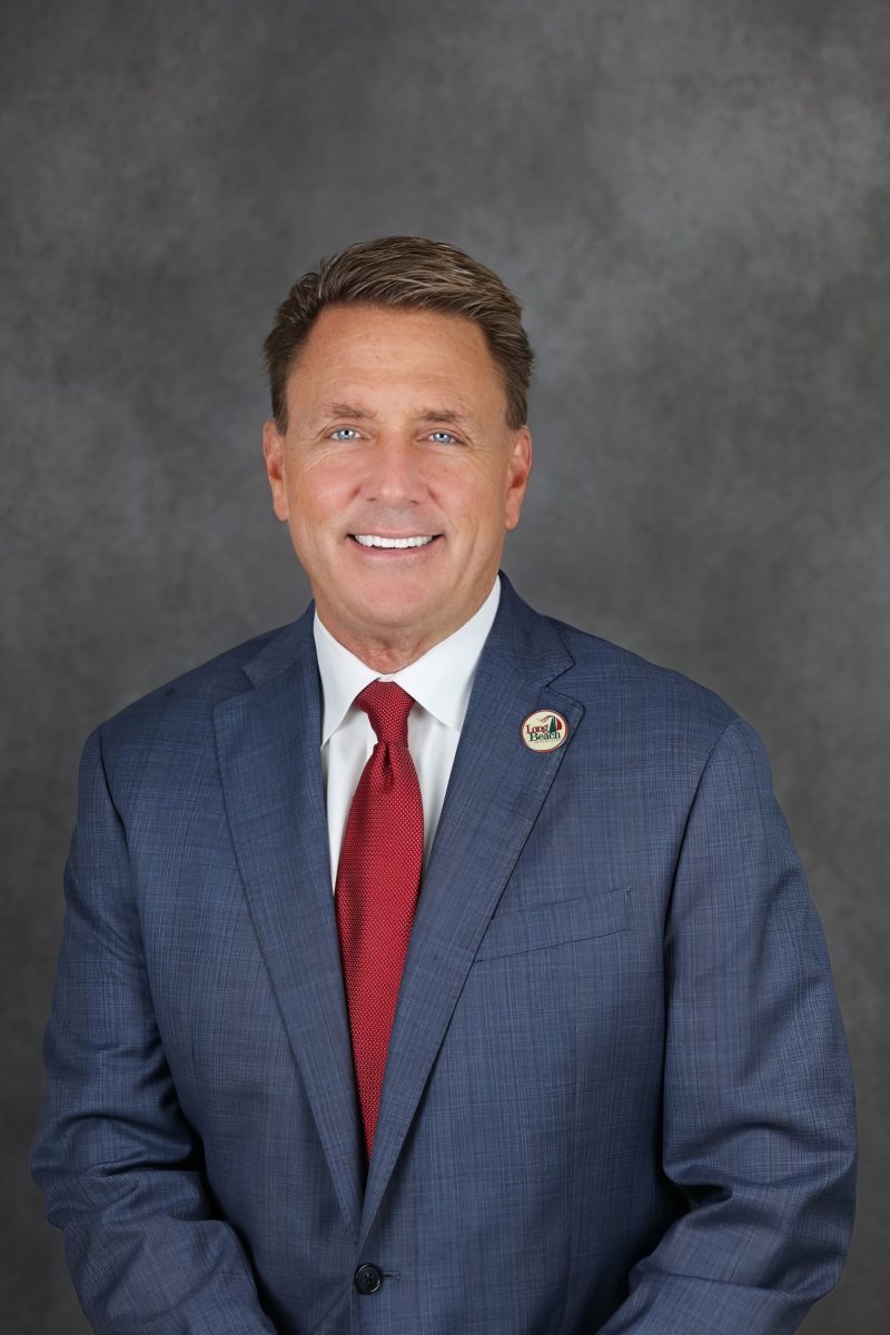 Mayor Tim Pierce 