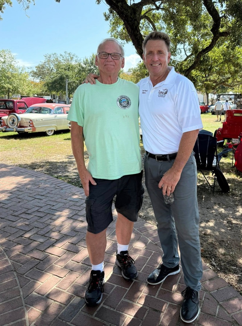 Long Beach Mayor Tim Pierce (right) took time from his schedule to check out Cruisin’ the Coast this year. Here he is pictured with Long Beach resident Bob Sykes.