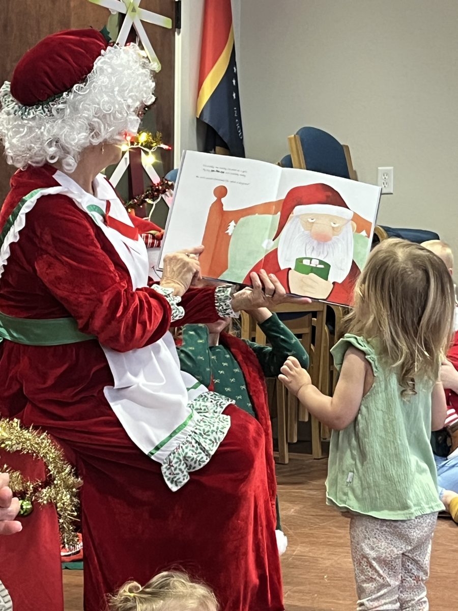  Family Christmas Storytime with Mrs. Claus