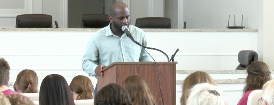 The City of Long Beach will host its annual National Day of Prayer service at City Hall on Thursday, May 7, at 12:15 p.m.