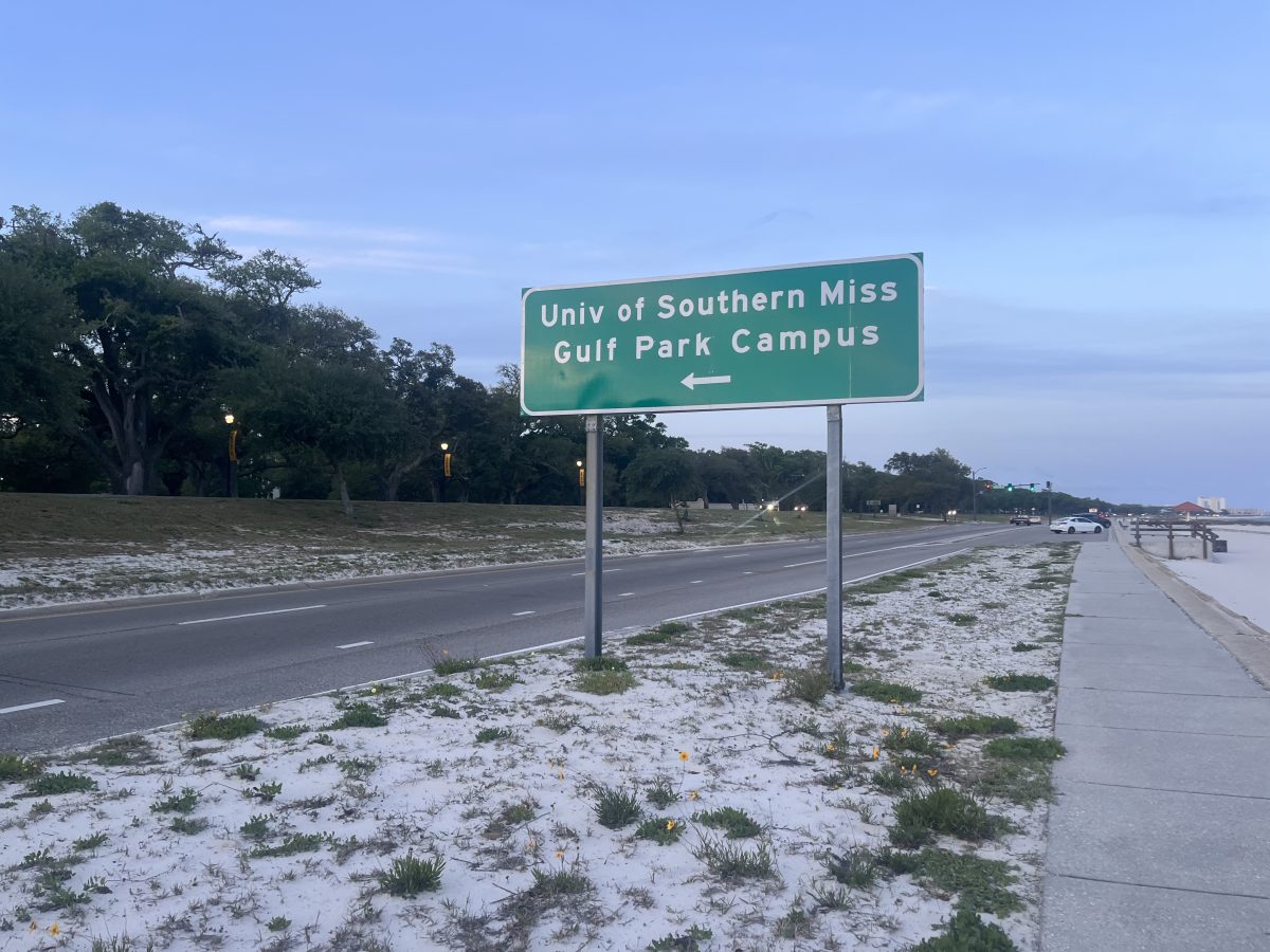 USM’S Gulf Park campus in Long Beach and MGCCC recently announced a new agreement which will now offer MGCCC the opportunity to take freshman and sophomore classes at the USM Gulf Park Campus in Long Beach.