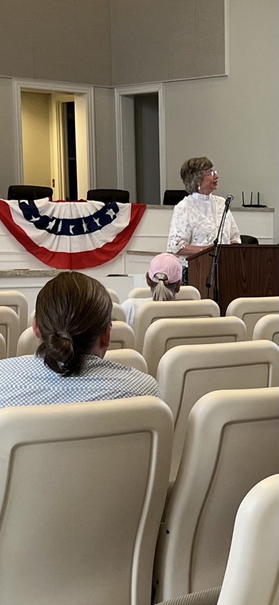 Rev. Barbara Hunter with Grace Lutheran Church of Long Beach led the group prayer for Education.
